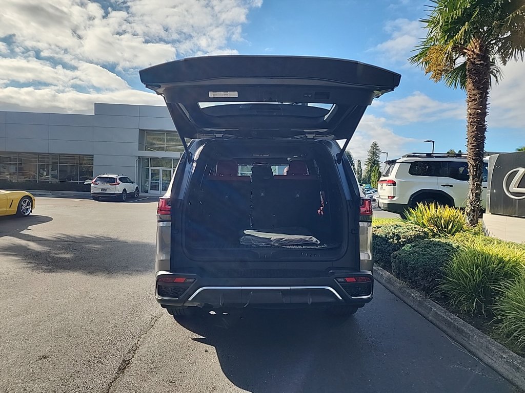Certified 2023 Lexus LX 600 F Sport AWD/4WD image 16