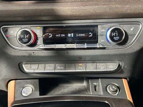 Used 2021 Audi Q5 2.0T Premium Plus w/ Premium Plus Package image 22