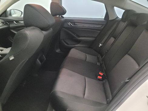 Used 2019 Honda Accord LX image 18