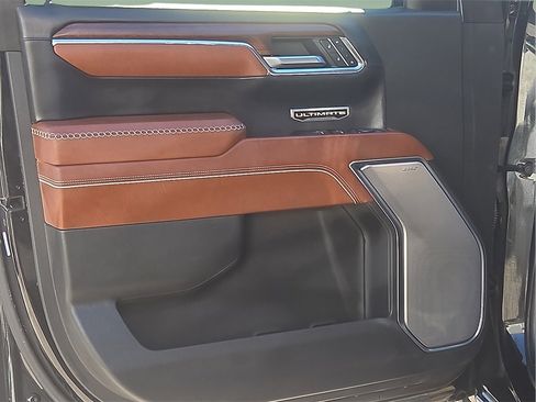 Used 2024 GMC Sierra 1500 Denali Ultimate image 16