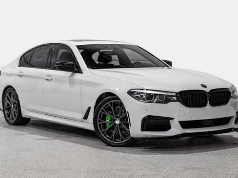 Used 2019 BMW 540i w/ M Sport Package RWD image 4
