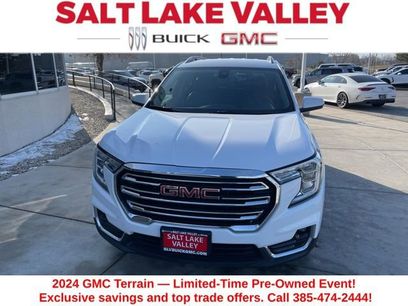 Used 2024 GMC Terrain SLT