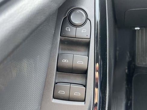 New 2026 Chevrolet Equinox LT w/ Safety and Technology Package image 18