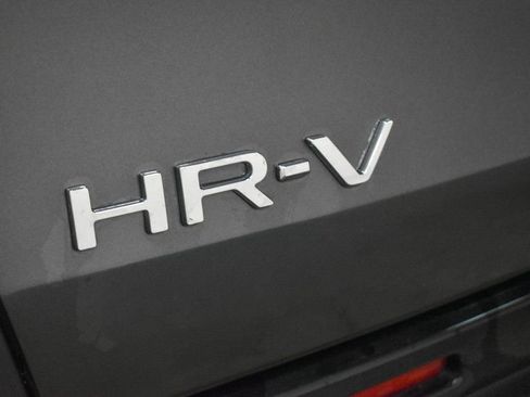 Used 2024 Honda HR-V EX-L image 10