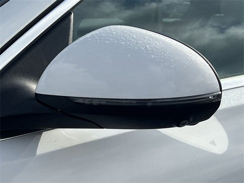 Used 2023 Mercedes-Benz C 300 Sedan image 43