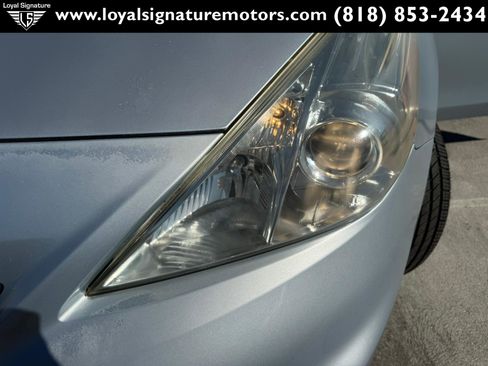 Used 2012 Toyota Prius V Three image 31