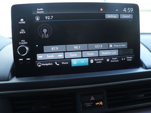 Used 2024 Honda Pilot Elite image 31
