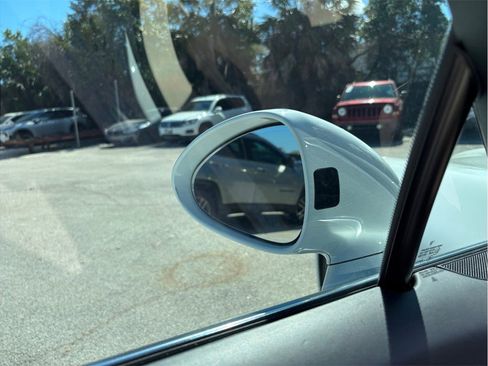 Used 2014 Porsche Panamera 4S image 18