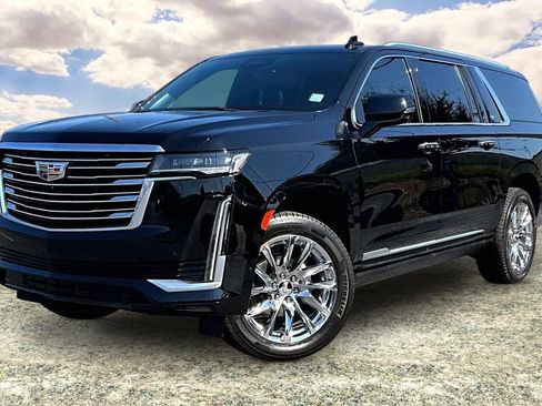 Used 2021 Cadillac Escalade ESV Premium Luxury Platinum AWD/4WD image 3