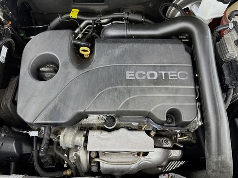 Used 2019 Chevrolet Equinox LT image 38