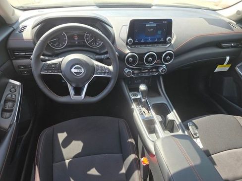 New 2025 Nissan Sentra SR w/ Midnight Edition image 3