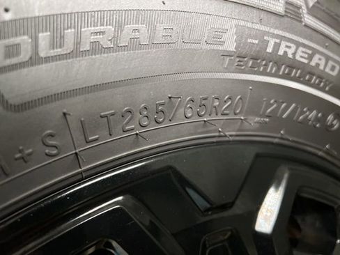 Used 2021 GMC Sierra 3500 AT4 w/ AT4 Preferred Package image 36