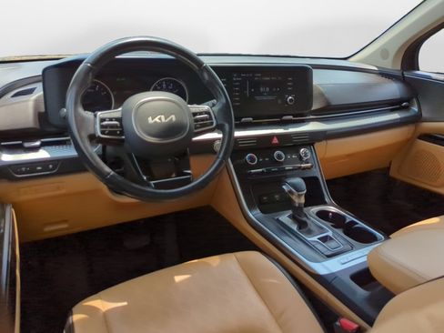 Used 2022 Kia Carnival LX FWD image 14
