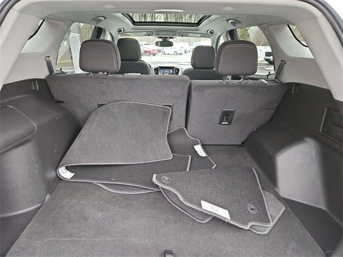 Certified 2023 GMC Terrain SLE w/ Driver Convenience Package image 26