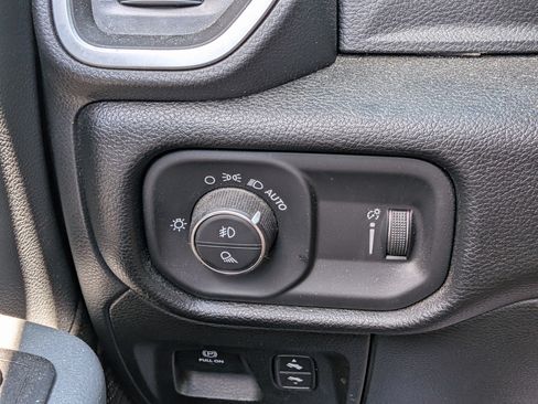 Used 2022 RAM 1500 Big Horn RWD image 20