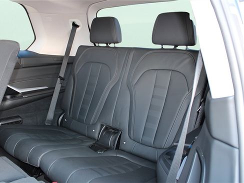 Used 2022 BMW X7 xDrive40i image 18