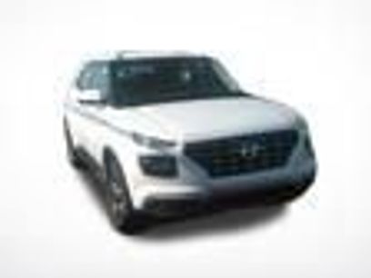 Used 2025 Hyundai Venue SEL