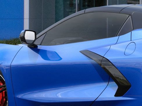 Used 2025 Chevrolet Corvette Stingray Convertible w/ 1LT image 12