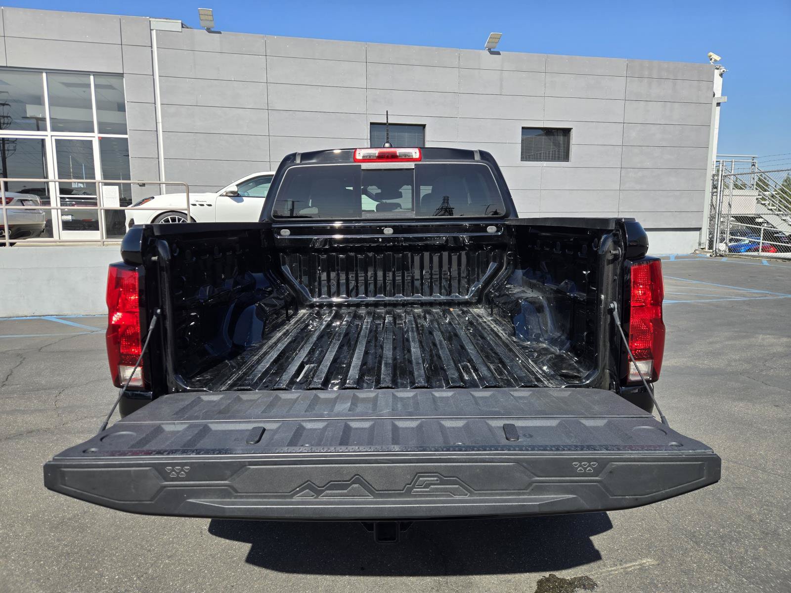 Used 2026 Chevrolet Colorado LT w/ Advanced Trailering Package RWD image 30