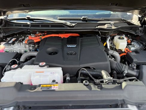 Certified 2024 Toyota Tundra Capstone image 10