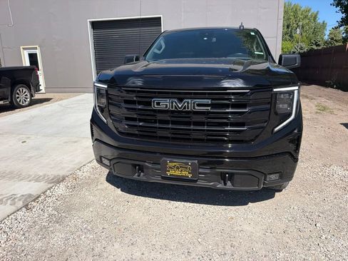 Used 2024 GMC Sierra 1500 Elevation w/ LPO, Elevation Black Package AWD/4WD image 2