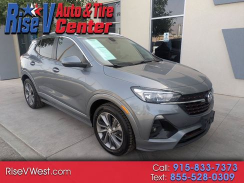 Used 2022 Buick Encore GX Select w/ Sport Touring Package FWD image 1