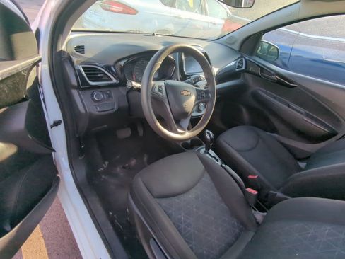 Used 2022 Chevrolet Spark LT FWD image 7