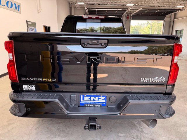 Used 2023 Chevrolet Silverado 3500 High Country AWD/4WD image 7