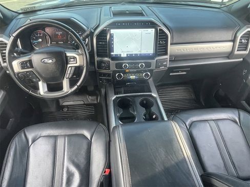 Certified 2022 Ford F450 Platinum w/ FX4 Off-Road Package image 14