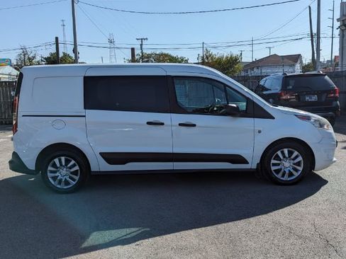 Used 2016 Ford Transit Connect XLT image 5