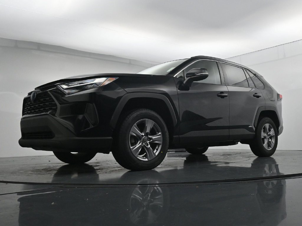 Used 2023 Toyota RAV4 XLE w/ Convenience Package AWD/4WD image 35