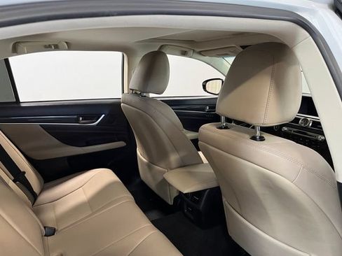 Used 2016 Lexus GS 200t w/ Premium Package RWD image 14