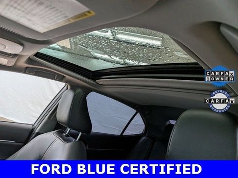 Used 2018 Toyota Camry XLE image 16