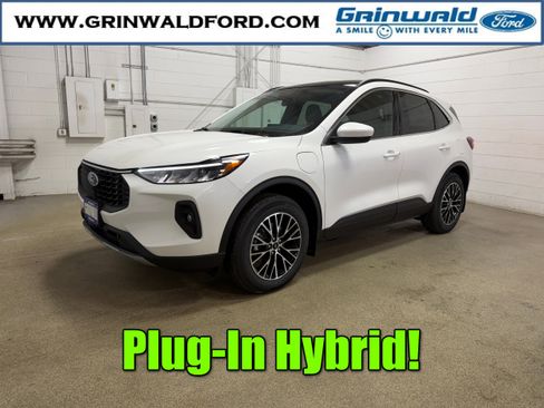 New 2026 Ford Escape SE FWD image 1