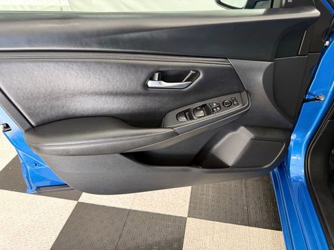 Used 2023 Nissan Sentra SV FWD image 15