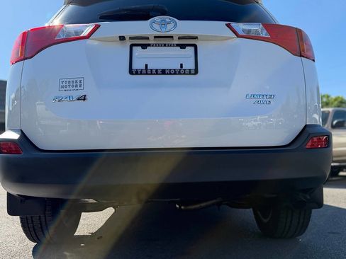 Used 2014 Toyota RAV4 Limited w/ Technology Package AWD/4WD image 26