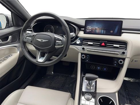 Used 2025 Genesis G70 2.5T image 53