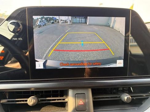 Used 2023 Lexus UX 250h AWD w/ Accessory Package (Z2) image 27