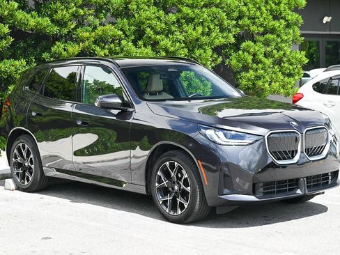 Used 2026 BMW X3 xDrive30i AWD/4WD image 3
