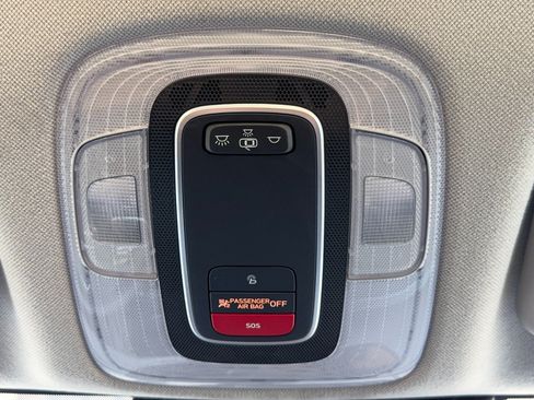 Used 2023 Hyundai Elantra SEL w/ Cargo Package FWD image 28