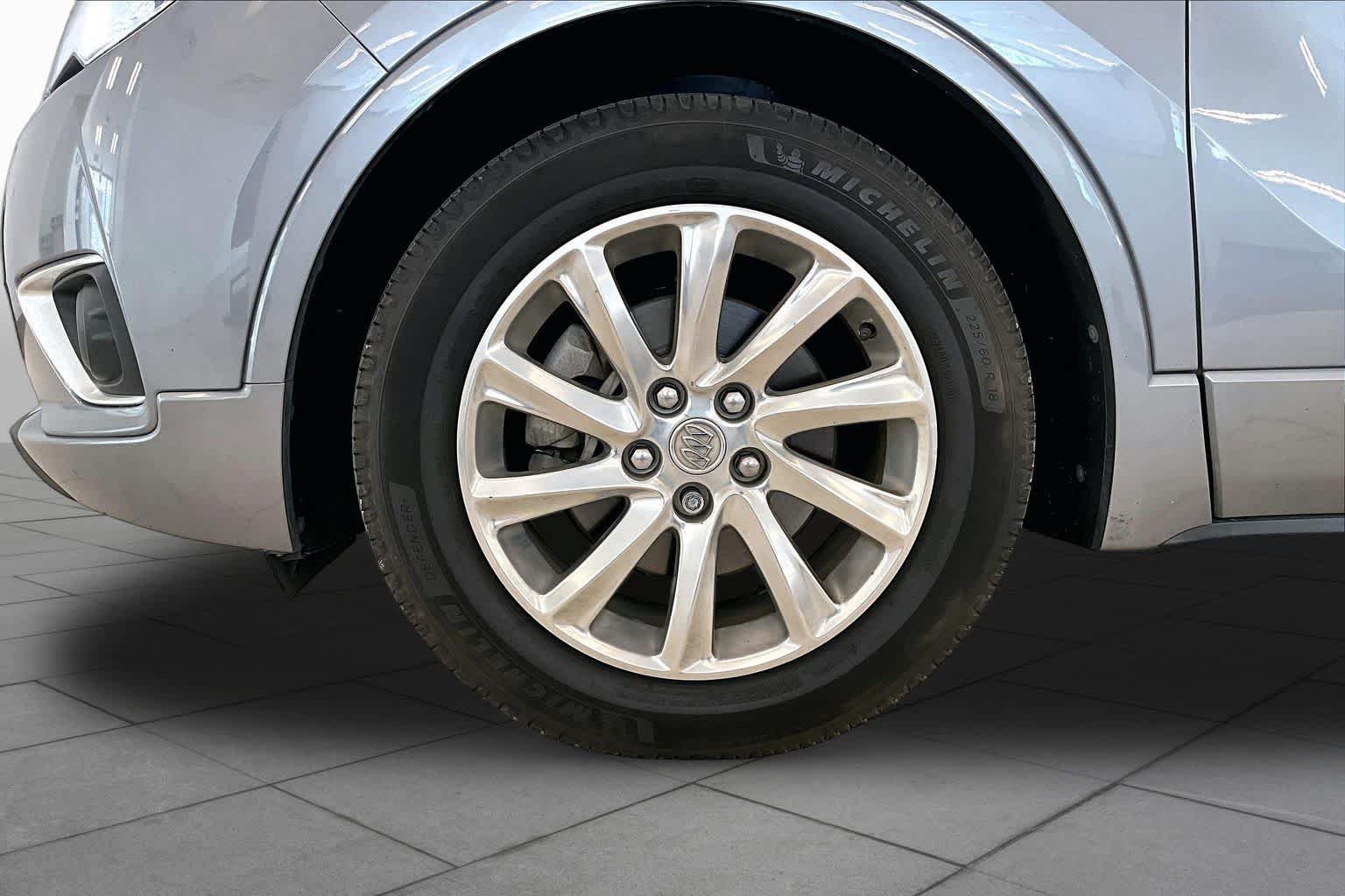 Used 2020 Buick Envision Essence w/ LPO, Cargo Package FWD image 9