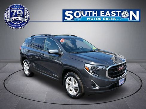 Used 2018 GMC Terrain SLE w/ Driver Convenience Package AWD/4WD image 2