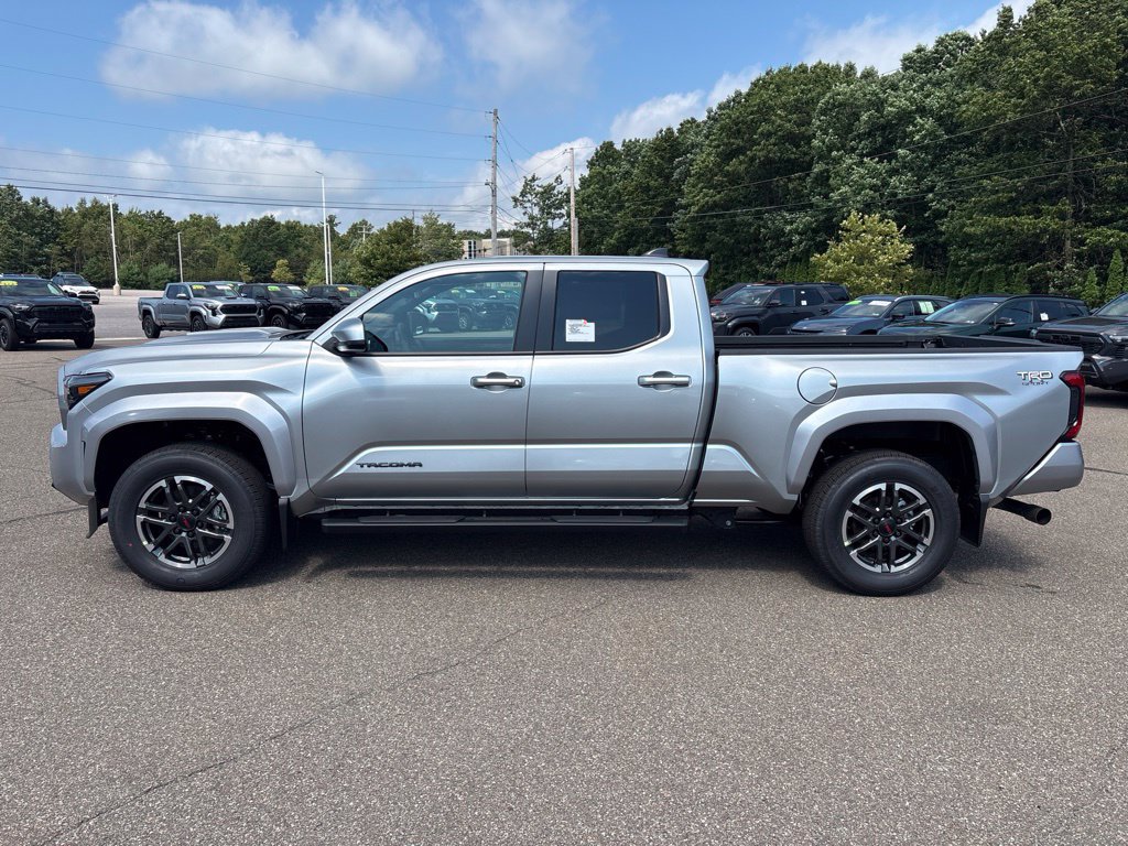 Used 2026 Toyota Tacoma TRD Sport AWD/4WD image 3