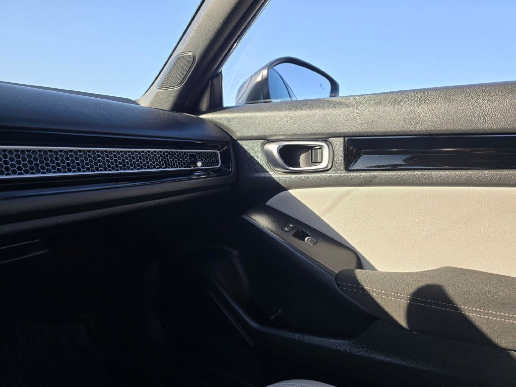 Used 2025 Honda Civic Sport Touring image 26