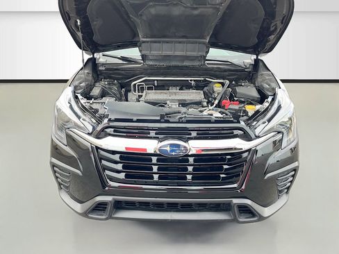 Used 2024 Subaru Ascent Limited image 33