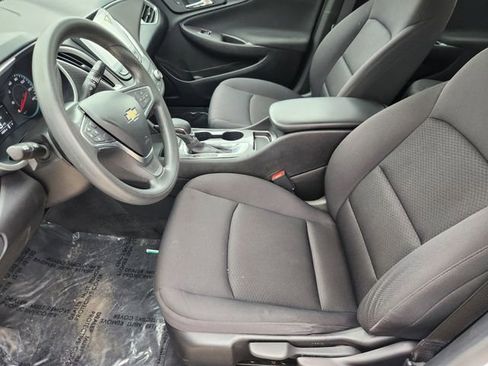 Used 2022 Chevrolet Malibu LS FWD image 12