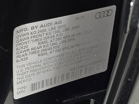 Used 2025 Audi Q5 Premium Plus w/ Premium Plus AWD/4WD image 38