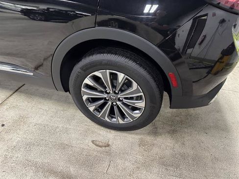 Certified 2024 Buick Envision Preferred AWD/4WD image 8