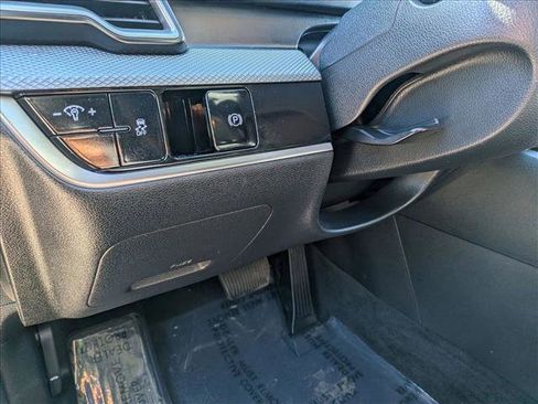 Used 2023 Kia Sportage LX image 15