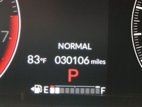 Used 2025 Honda Pilot EX-L image 37